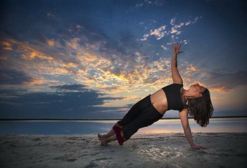 Vayia Chanou: Let’s Twist & Bine!